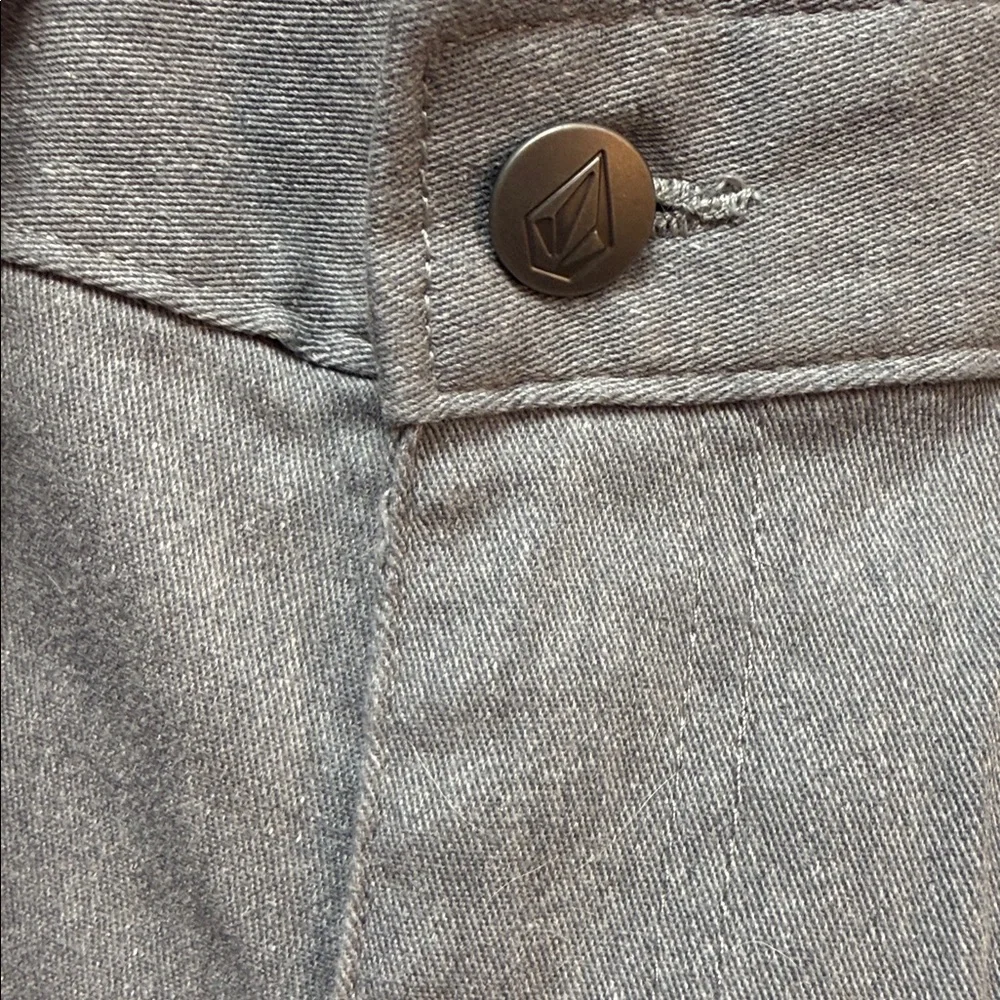 Volcom Men's VMonty Stretch Shorts Gray Size 30‎ NWT MSRP $50